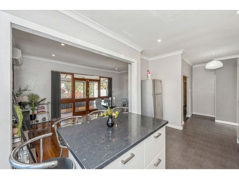 7 Fernan Road, High Wycombe WA 6057