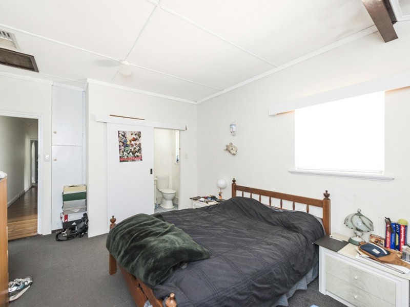 63 West Terrace, Kalamunda WA 6076