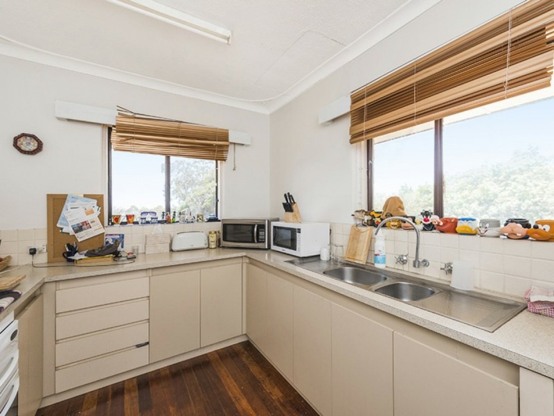 63 West Terrace, Kalamunda WA 6076