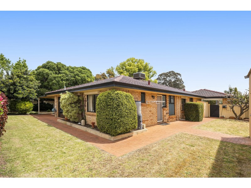 66 Golden Crescent, High Wycombe WA 6057