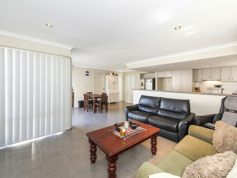 Unit 4/31 Mathoura Street, Midland WA 6056