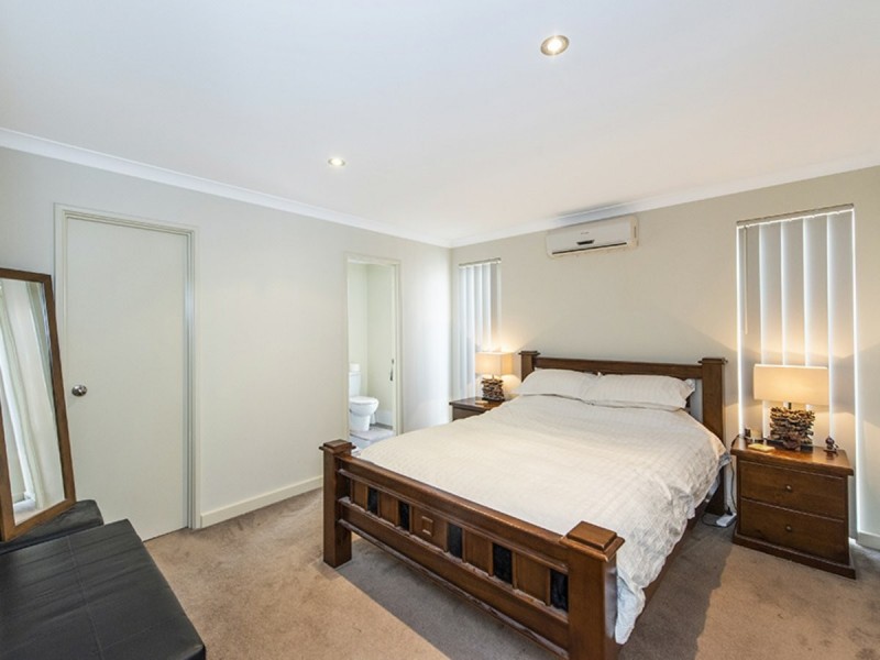 Unit 4/31 Mathoura Street, Midland WA 6056