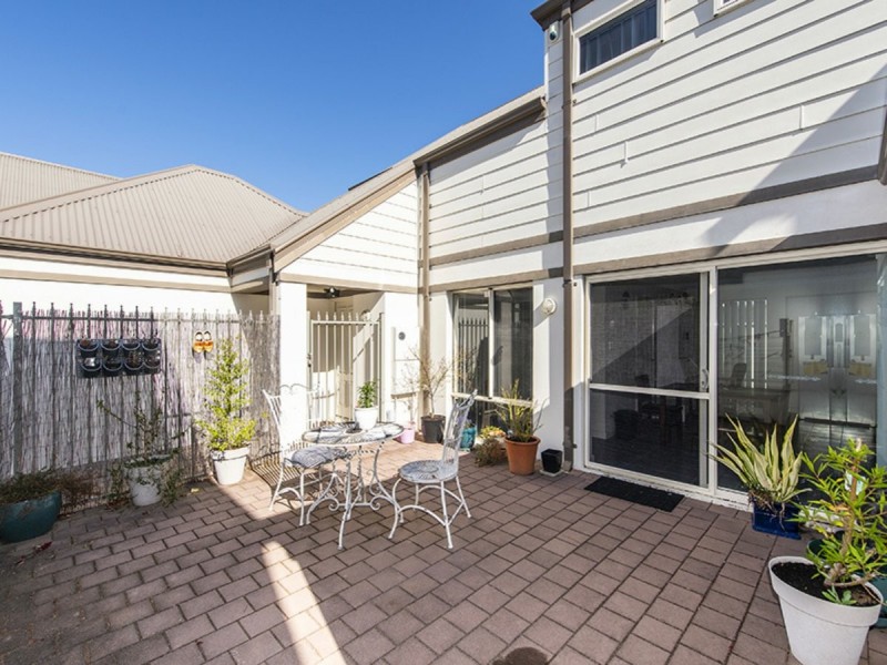 Unit 4/31 Mathoura Street, Midland WA 6056