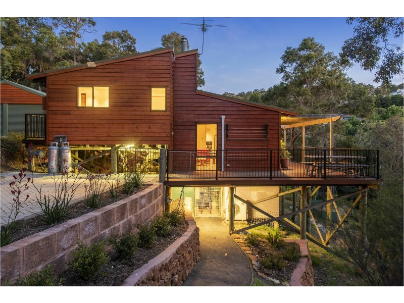 51 Gooseberry Hill Road, Gooseberry Hill WA 6076