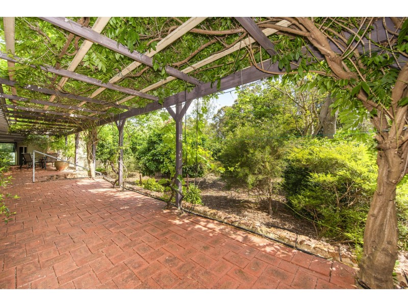 12 Crayden Road, Kalamunda WA 6076