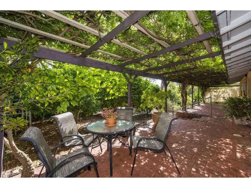 12 Crayden Road, Kalamunda WA 6076