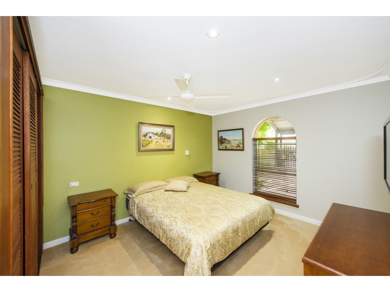 12 Crayden Road, Kalamunda WA 6076