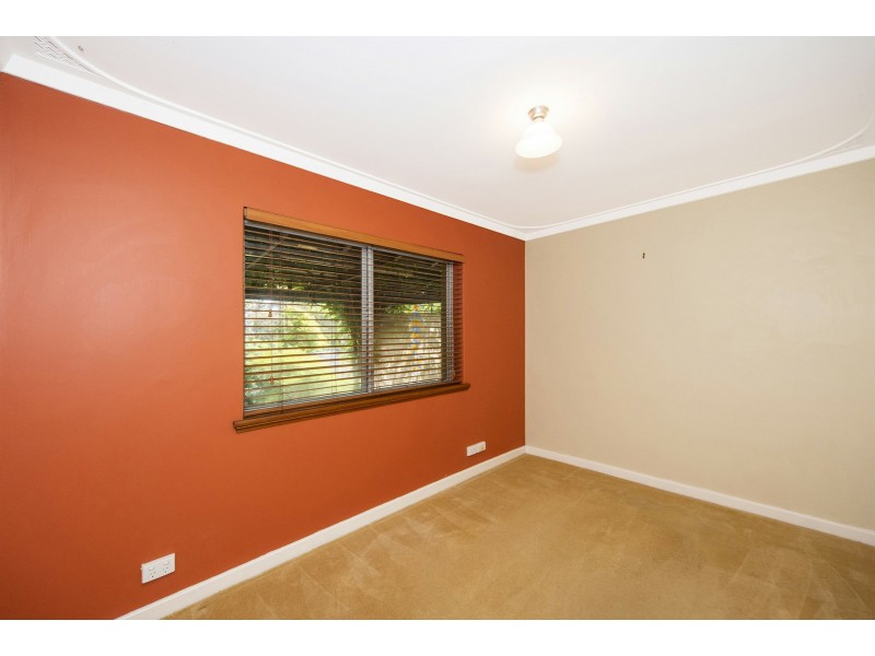 12 Crayden Road, Kalamunda WA 6076