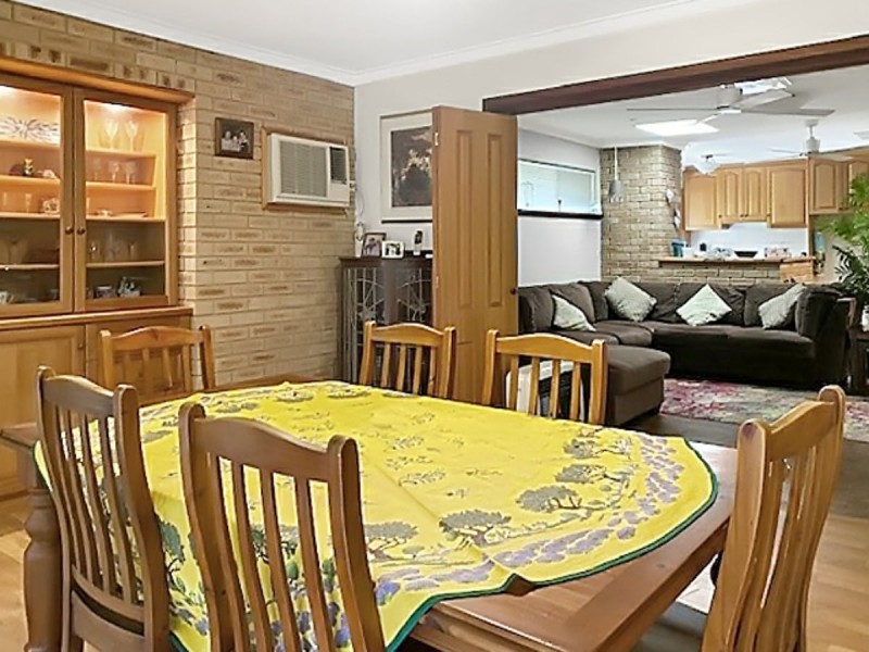 11 Bugendore Street, Maida Vale WA 6057