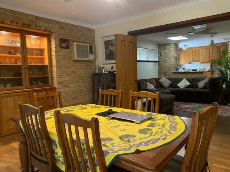 11 Bugendore Street, Maida Vale WA 6057