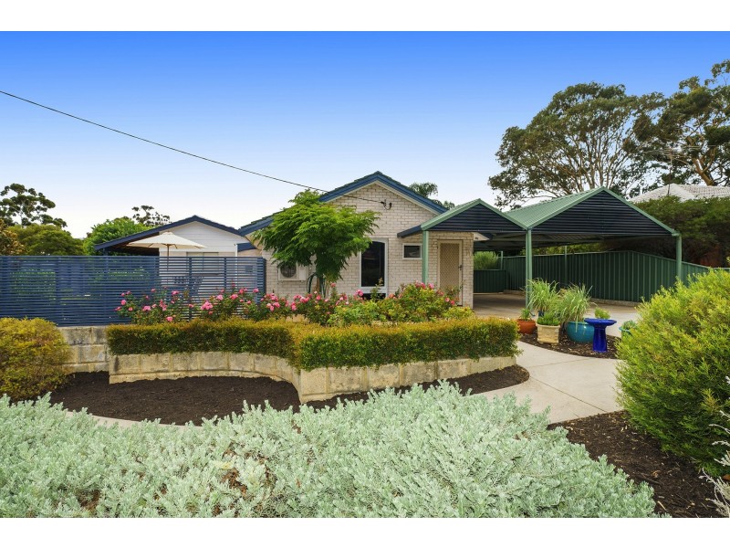 9 Barwon Street, Lesmurdie WA 6076