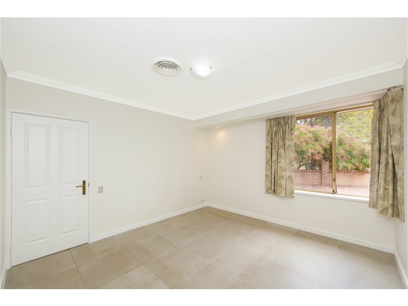 186 Mitchell Road, Bickley WA 6076