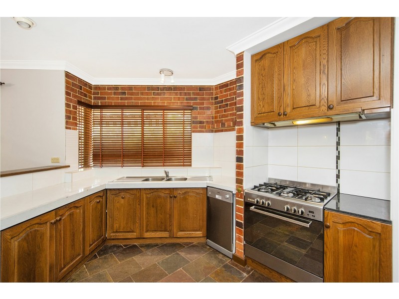 186 Mitchell Road, Bickley WA 6076