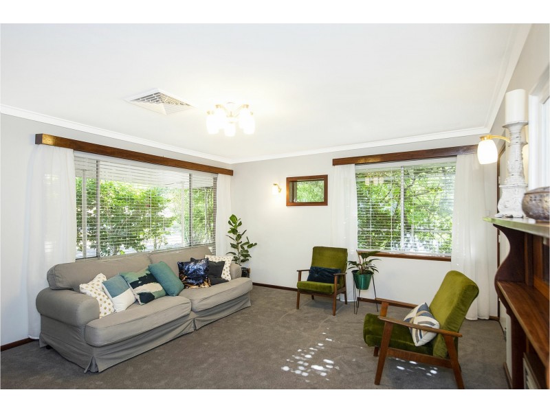 20 Bailey Road, Lesmurdie WA 6076