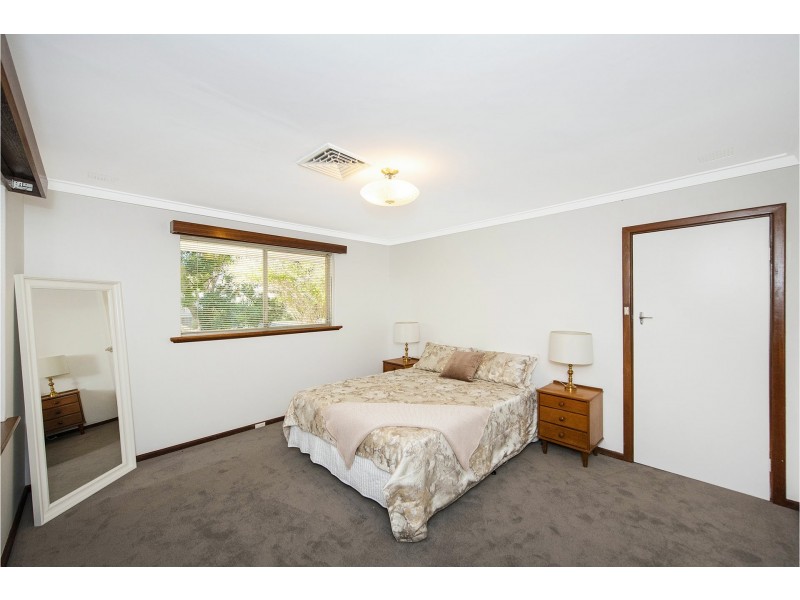 20 Bailey Road, Lesmurdie WA 6076