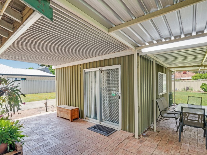87 Sussex Road, Forrestfield WA 6058