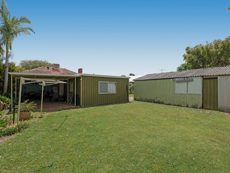 87 Sussex Road, Forrestfield WA 6058