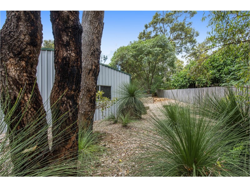 25 Nangkita Road, Lesmurdie WA 6076