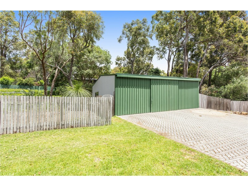 25 Nangkita Road, Lesmurdie WA 6076