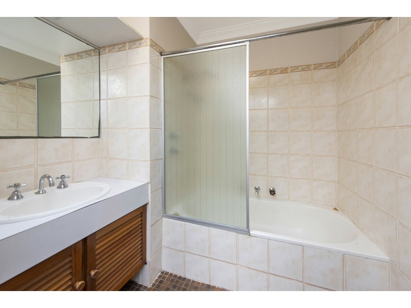 11 Agati Place, Forrestfield WA 6058