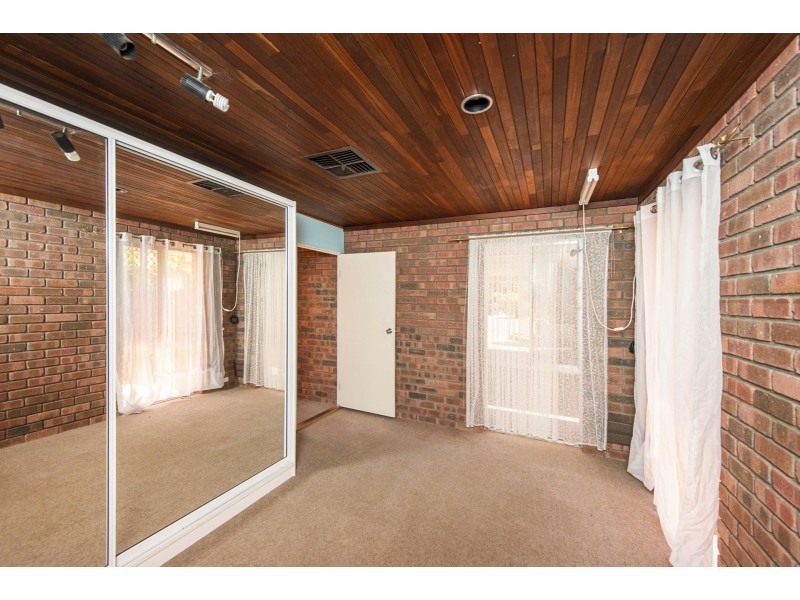 11 Agati Place, Forrestfield WA 6058