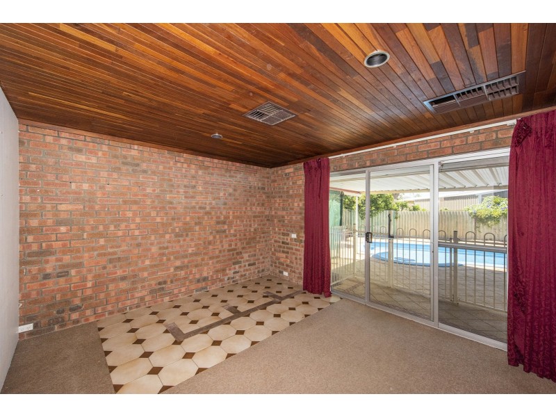 11 Agati Place, Forrestfield WA 6058