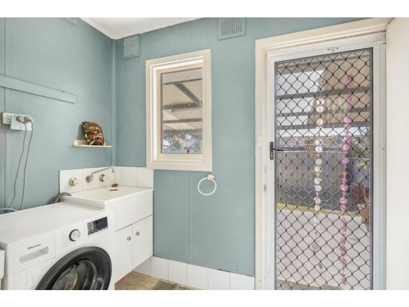 Unit 2/17 Westbrook Way, Girrawheen WA 6064