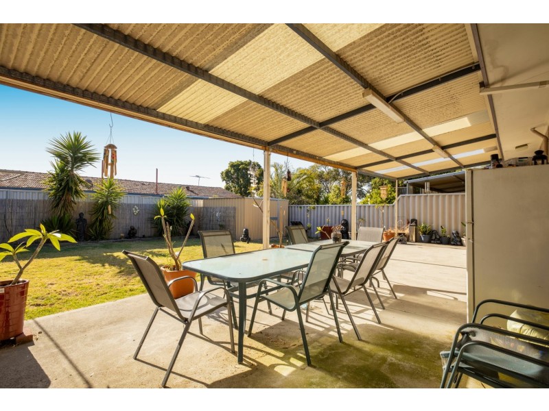 Unit 2/17 Westbrook Way, Girrawheen WA 6064