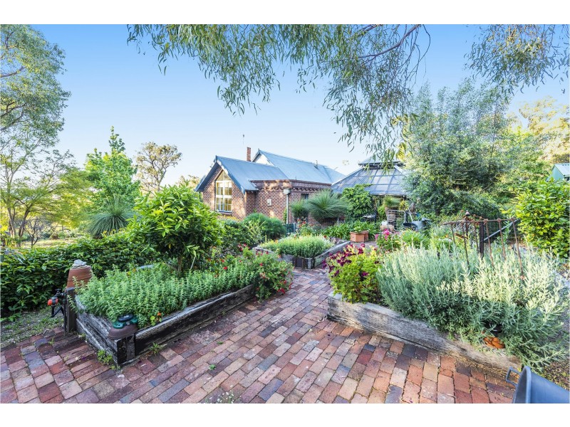 231 Paulls Valley Road, Paulls Valley WA 6076