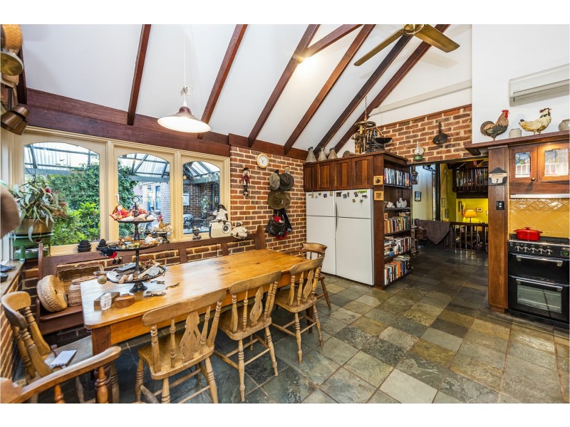 231 Paulls Valley Road, Paulls Valley WA 6076