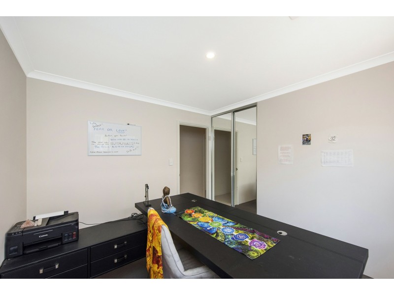 2 Wandina Close, Helena Valley WA 6056