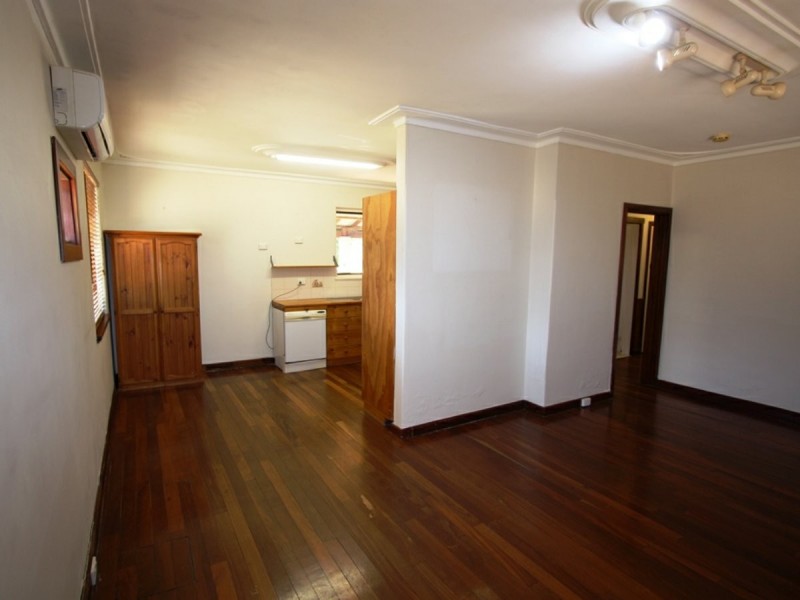 49 Hawtin Road, Maida Vale WA 6057