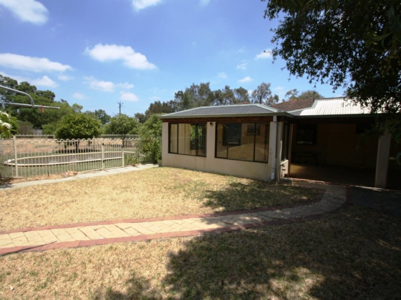 49 Hawtin Road, Maida Vale WA 6057