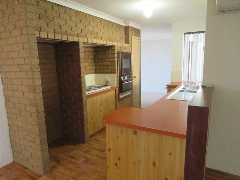 2 Collins Court, High Wycombe WA 6057