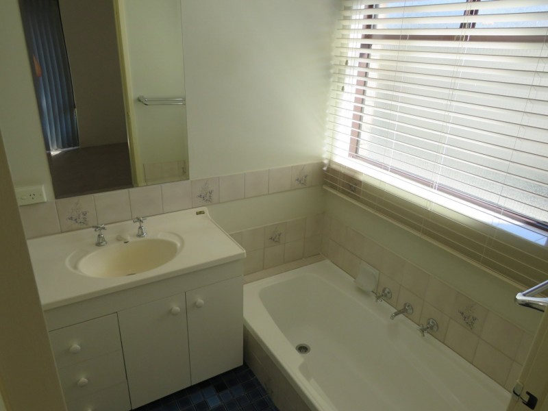 2 Collins Court, High Wycombe WA 6057