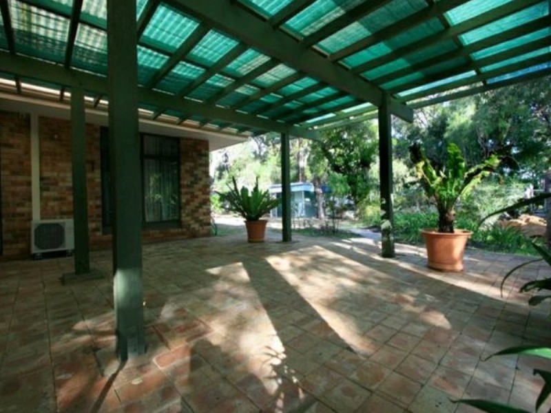 32 The Lane, Gooseberry Hill WA 6076