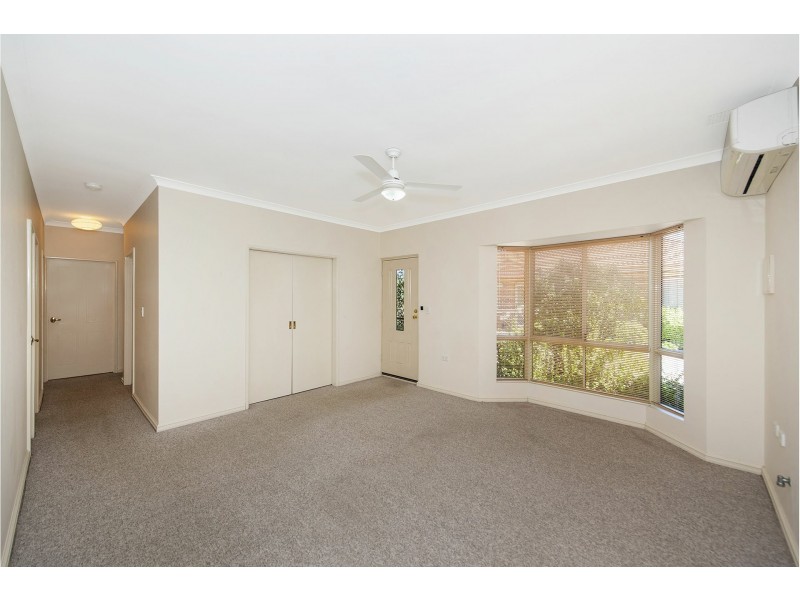 Unit 4/7 Brooks Street, Kalamunda WA 6076
