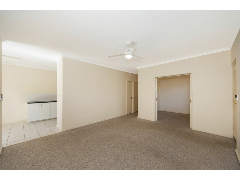 Unit 4/7 Brooks Street, Kalamunda WA 6076