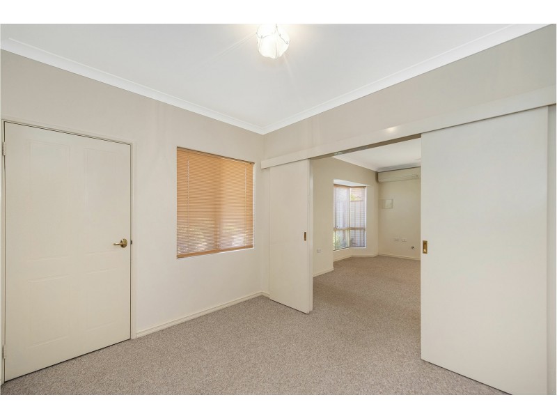 Unit 4/7 Brooks Street, Kalamunda WA 6076