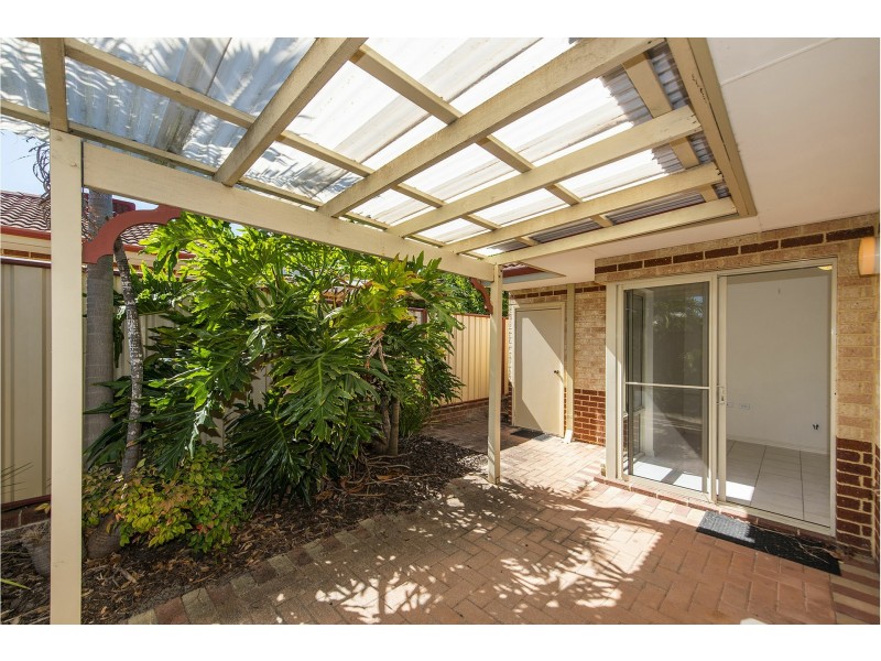Unit 4/7 Brooks Street, Kalamunda WA 6076