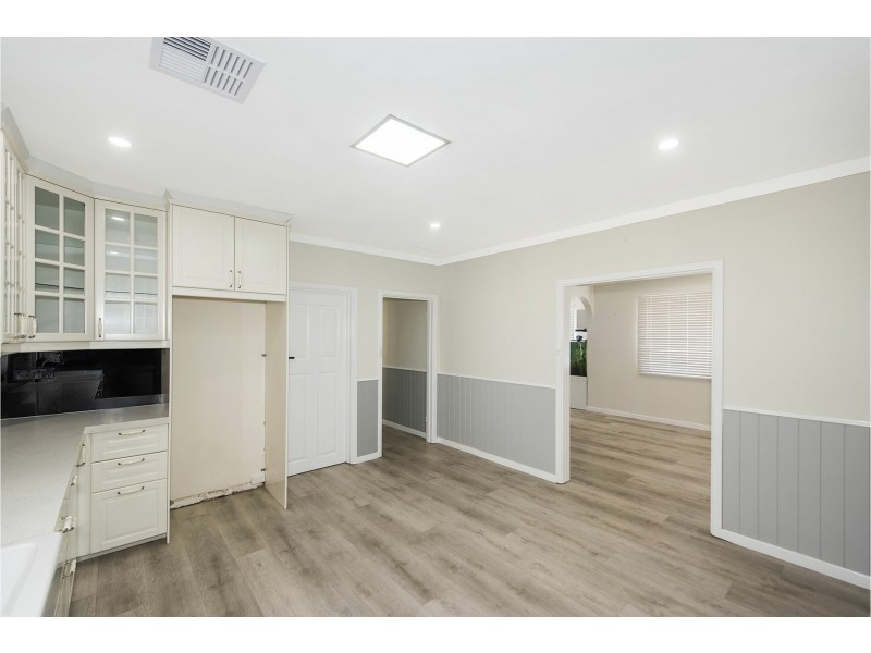 69 Lesmurdie Road East, Walliston WA 6076