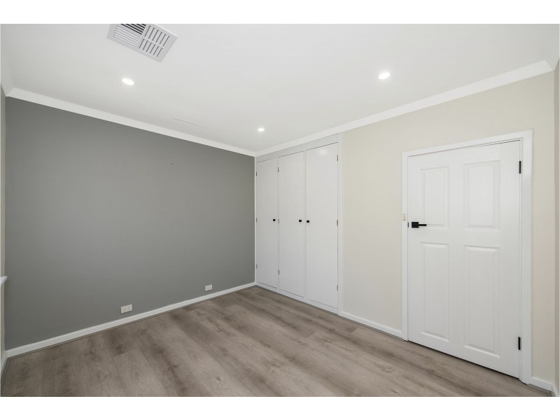 69 Lesmurdie Road East, Walliston WA 6076