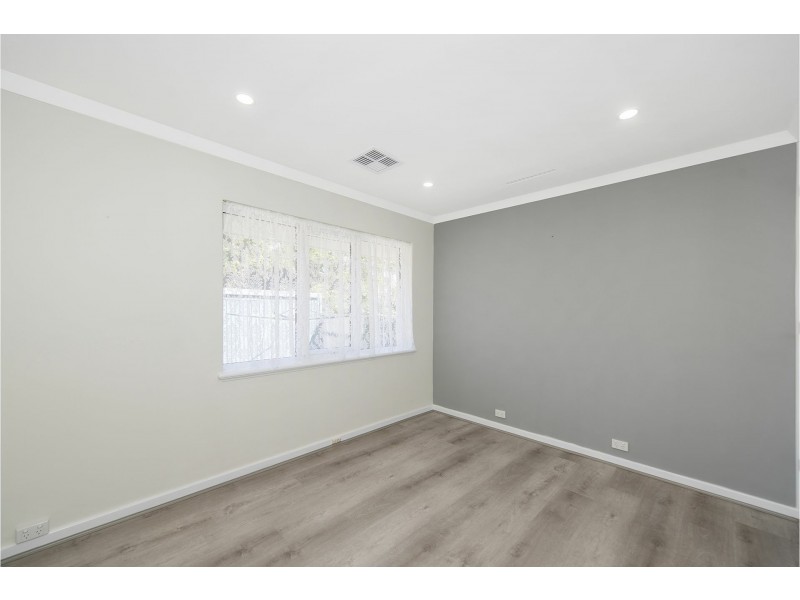 69 Lesmurdie Road East, Walliston WA 6076