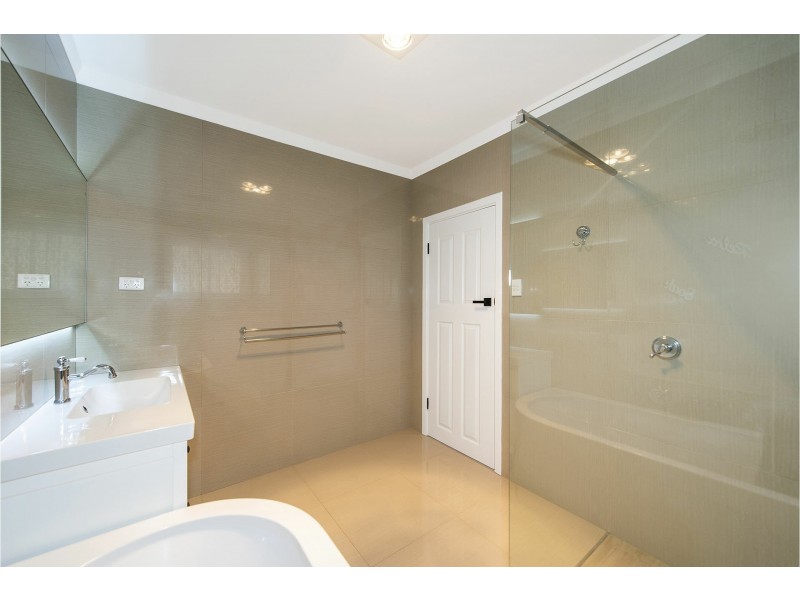 69 Lesmurdie Road East, Walliston WA 6076