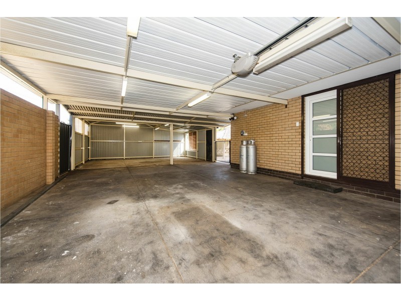 69 Lesmurdie Road East, Walliston WA 6076