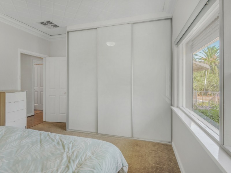 275 Lesmurdie Road, Lesmurdie WA 6076