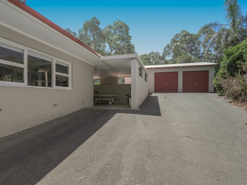 275 Lesmurdie Road, Lesmurdie WA 6076