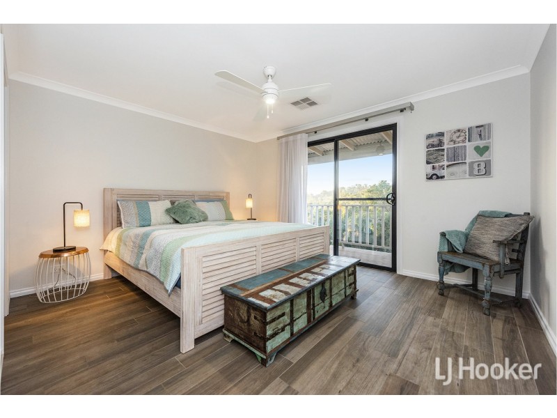 40 Persimmon Place, Kalamunda WA 6076