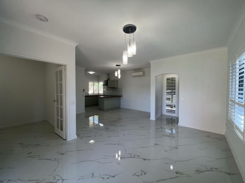 2/22 Canning Road, Kalamunda WA 6076