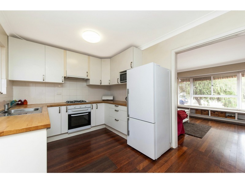 67 Cyril Road, High Wycombe WA 6057